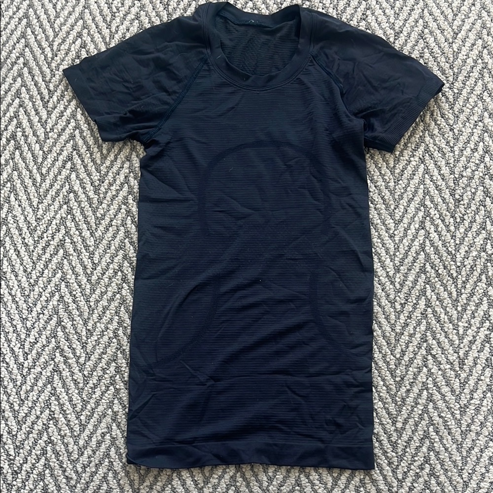 Lululemon Black Swiftly Tech Top